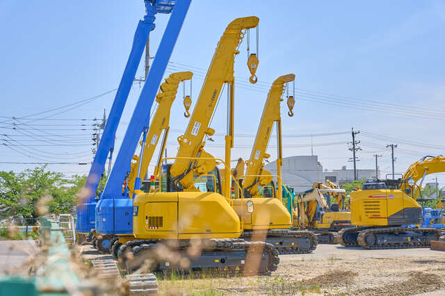 【国家資格】クレーン免許は難しい？合格基準や免除項目を解説